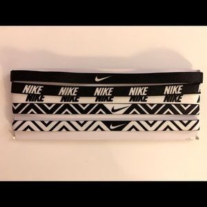 Women’s Nike Swoosh Headbands